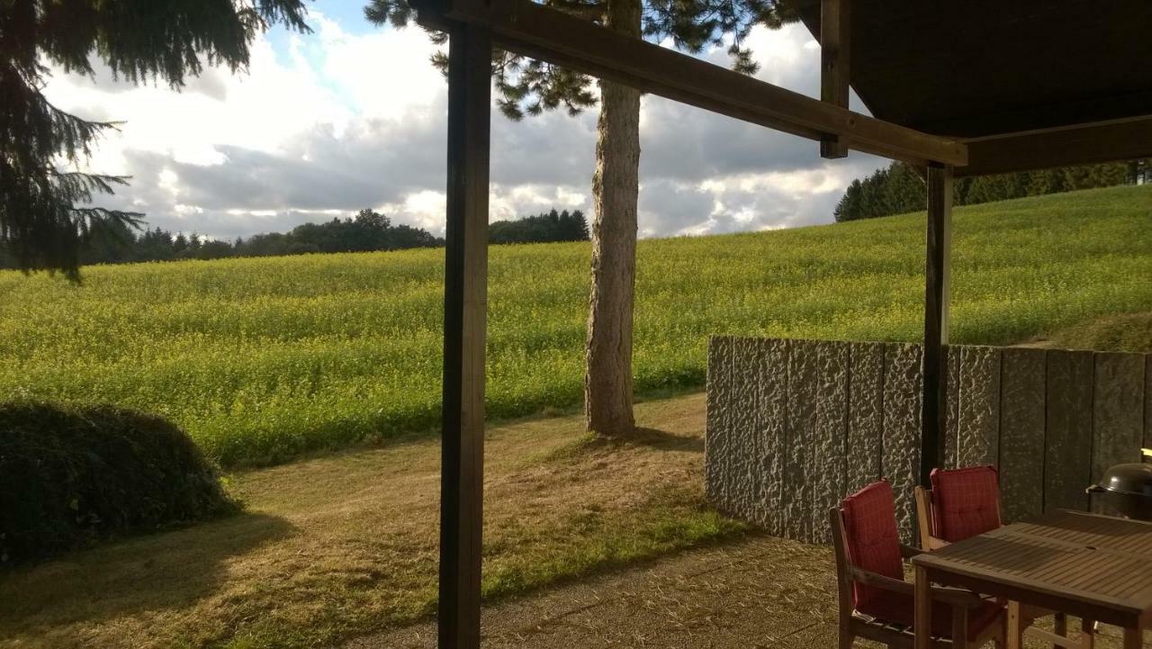 Blick In Die Suedeifel Biersdorf Zewnętrze zdjęcie